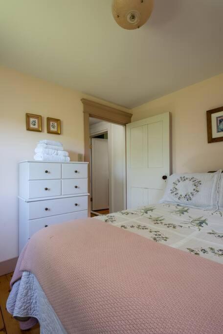 King Hill Cottage Greenville Екстериор снимка
