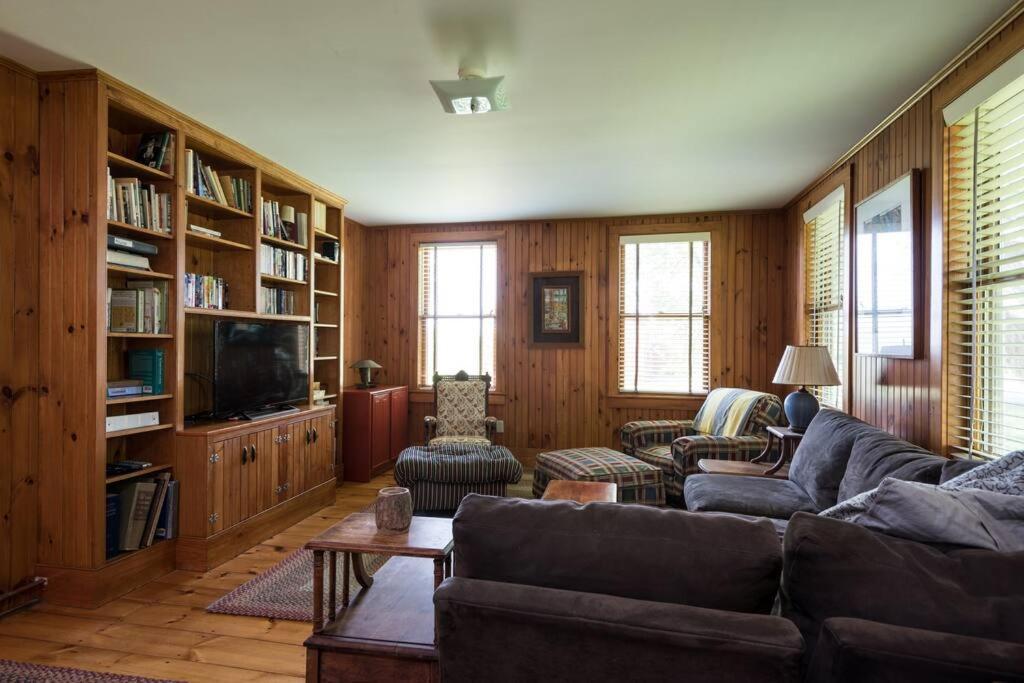 King Hill Cottage Greenville Екстериор снимка